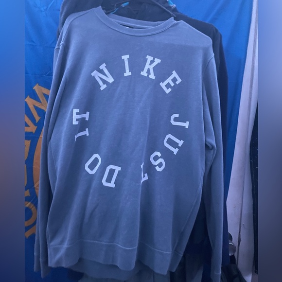 NIKE SWEATSHIRT - Picture 1 of 4